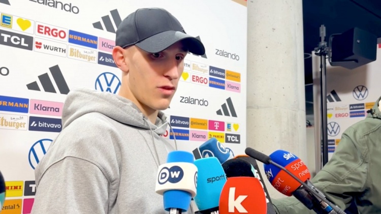 九游体育比分直播、实时比分网、足球比分、篮球比分、电竞比分、九游体育战绩查询-施洛特贝克：我和多特并未接近续约，凯尔离开后我需要和新总监谈